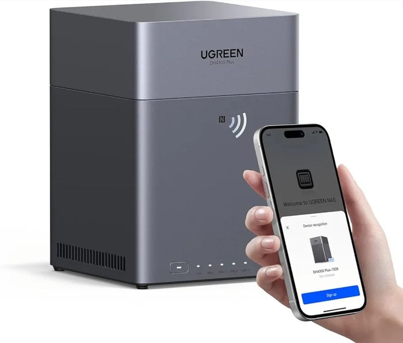 UGREEN NASync DH4300 Plus — сетевое хранилище NAS на 4 диска с поддерж