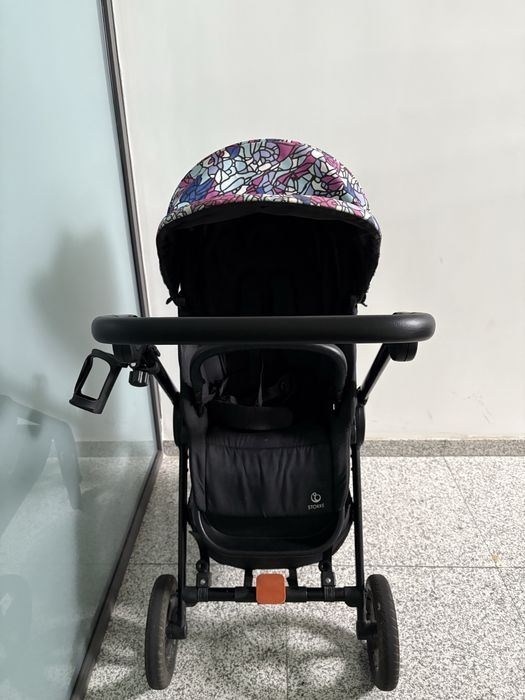 Количка, кош за новородено, стол за кола на Stokke плюс аксесоари