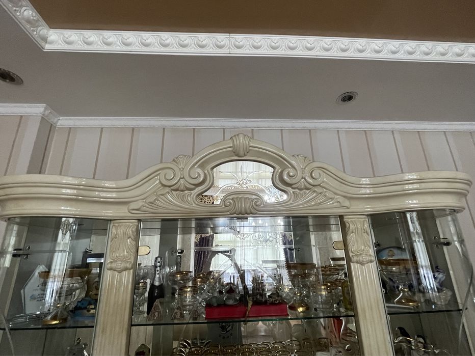 Сервант, белый/бежевый