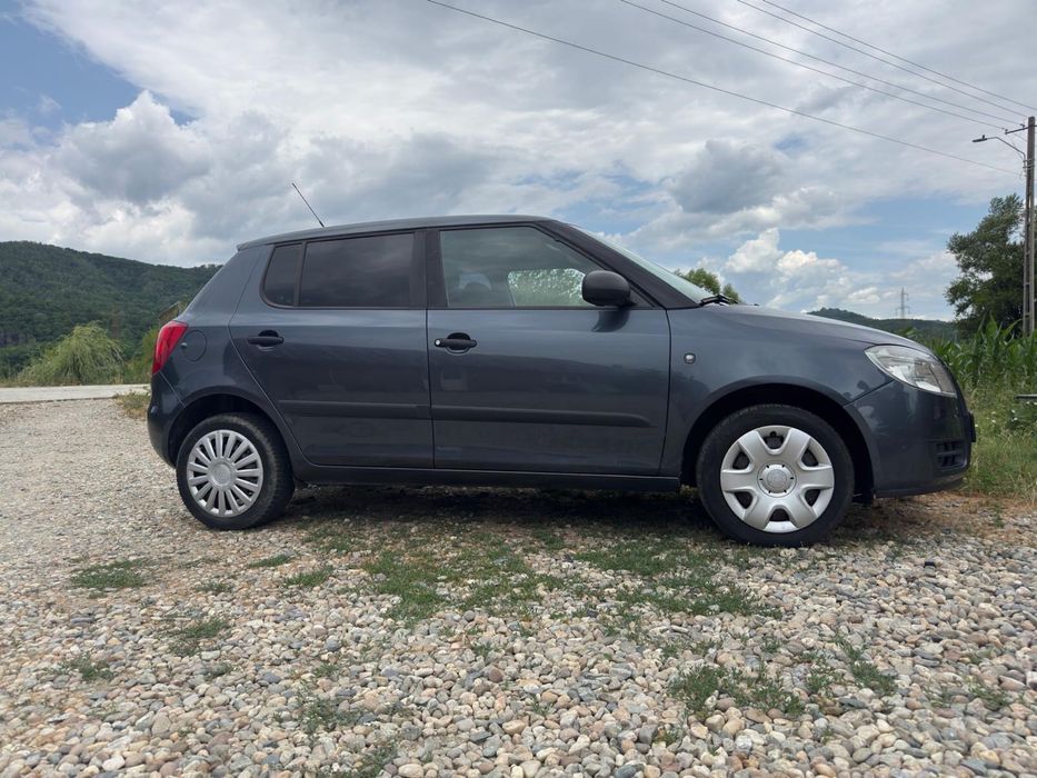 Vând Skoda Fabia an 2010