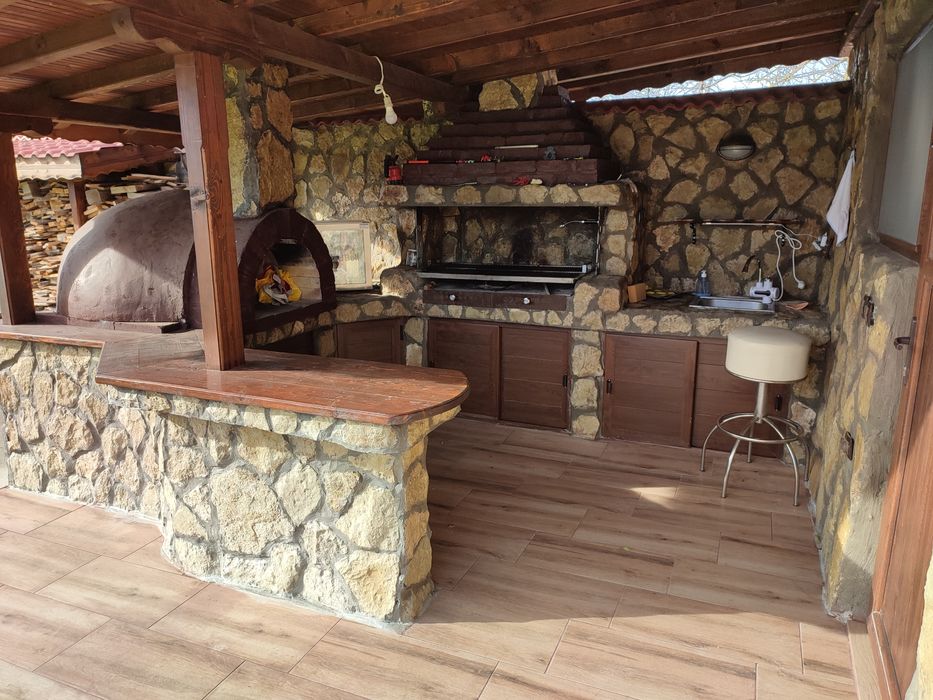 Продава се Къща в Плиска - 360 кв.м за 612 €/кв.м - Снимка #13