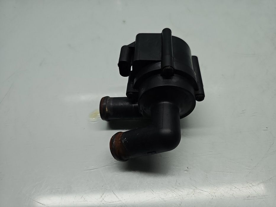 Pompa recirculare apa Volkswagen Golf 6 (5K1) [Fabr 2009-2013] 5N09655