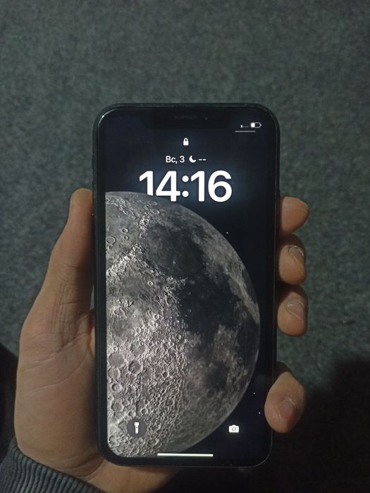 iPhone XR 64 gb 77 % hamma narsasi radnoy qrilmagan ideal holatda