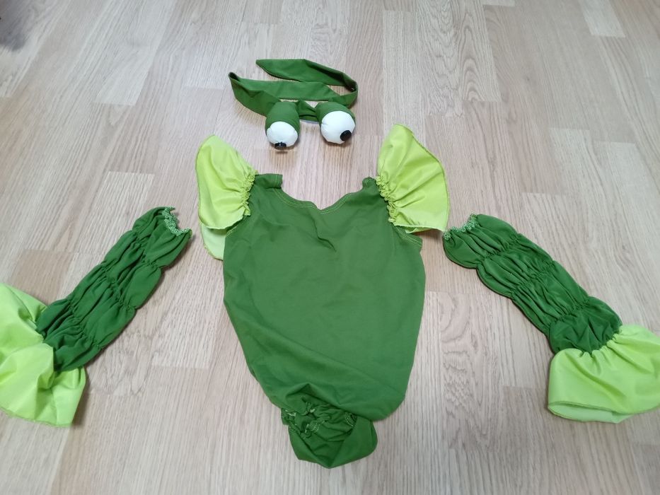 Costum broscuță vârstă 5-6 ani