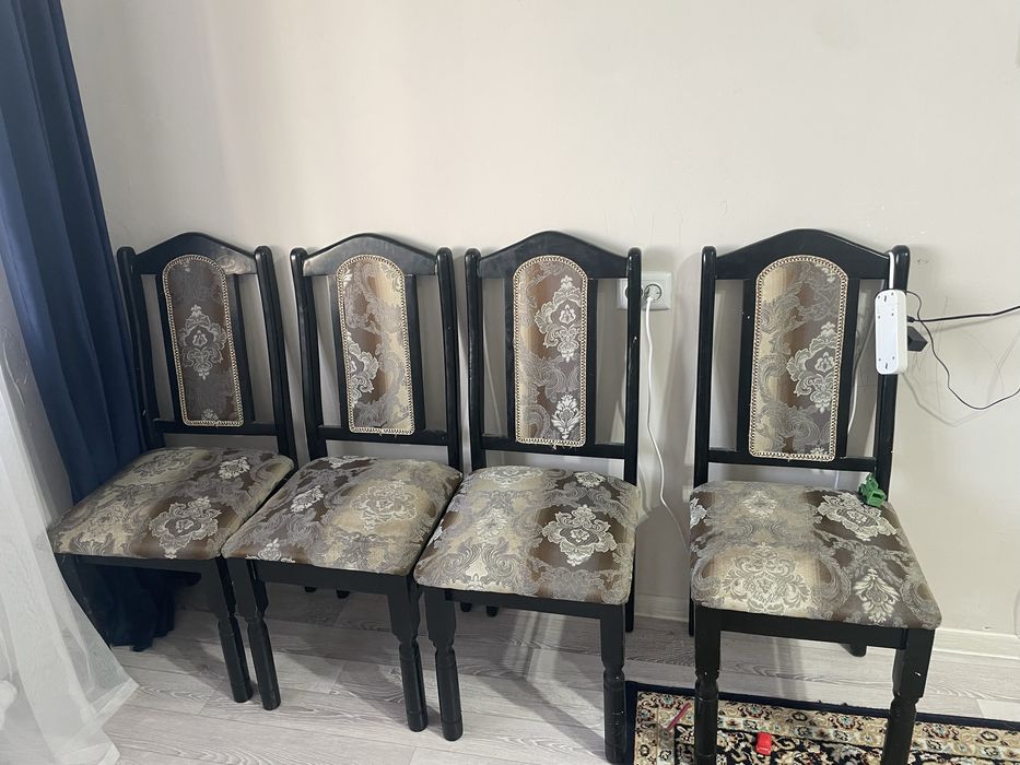 Стулья для гостиной срочноо