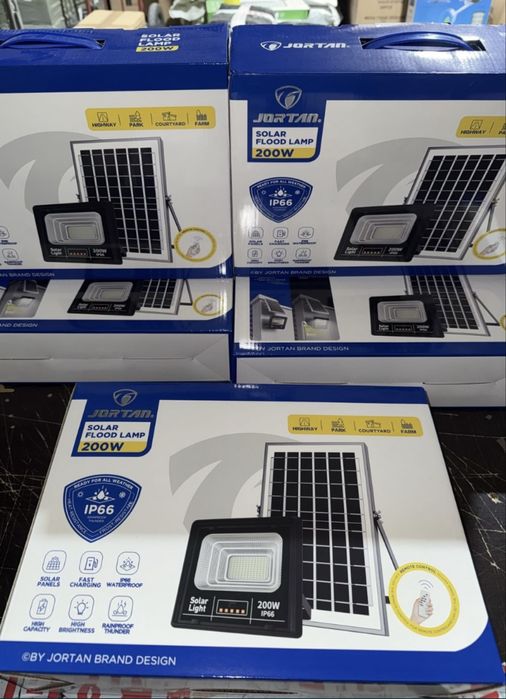 Lampa Solara Jortan 500W cu Panou solar si Telecomanda !!!