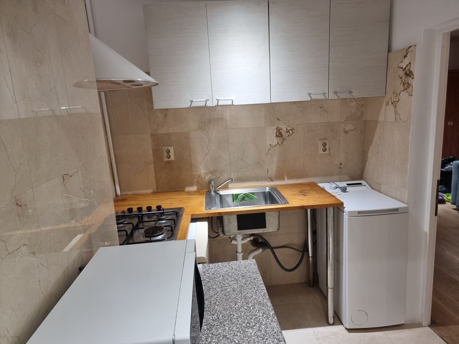 Inchiriez garsoniera Panduri