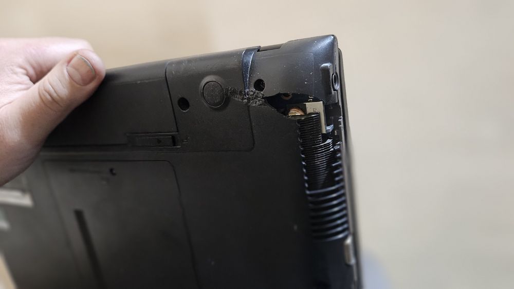 Продам ноутбук samsung