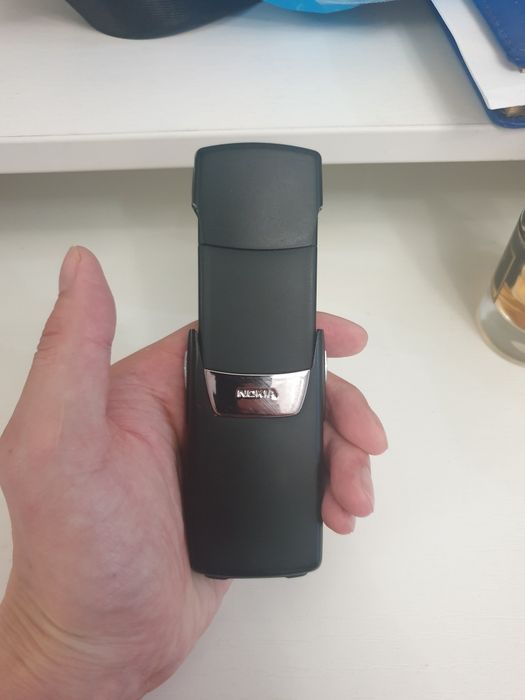Нокиа 8910i в хорошем состоянии