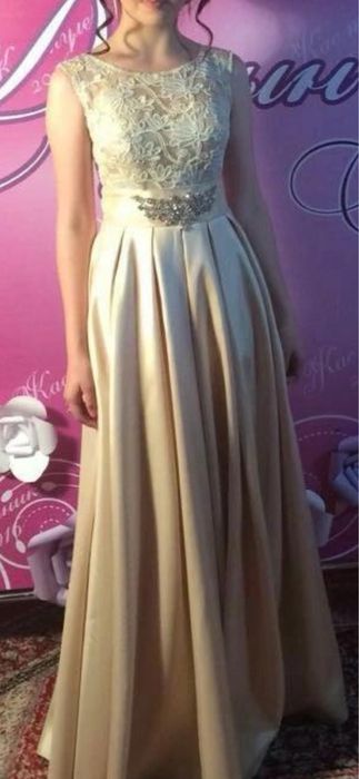 Вечернее платье для выпускного