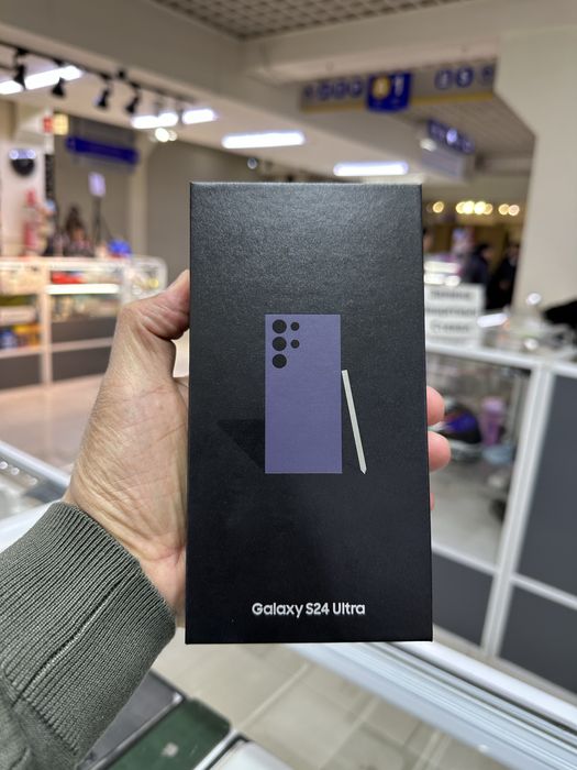 SAMSUNG S24 ultra 256GB