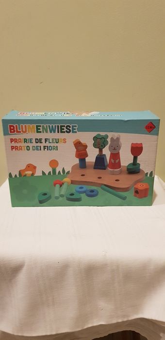 Комплект дървени кубчета за нанизване "Цветна градина"