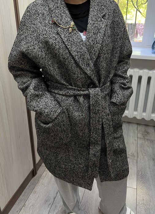 Продам Пальто теплое