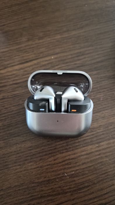 SAMSUNG Galaxy Buds3