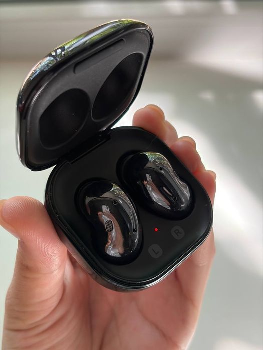 Samsung galaxy buds live