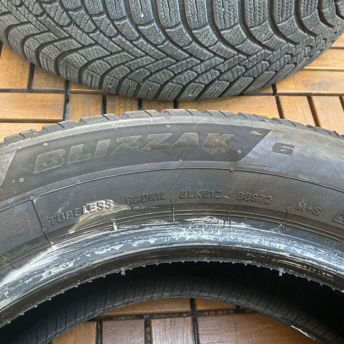BRIDGESTONE Blizzak LM-005 215/60 R17 100V - 2 броя ДОТ 2624
