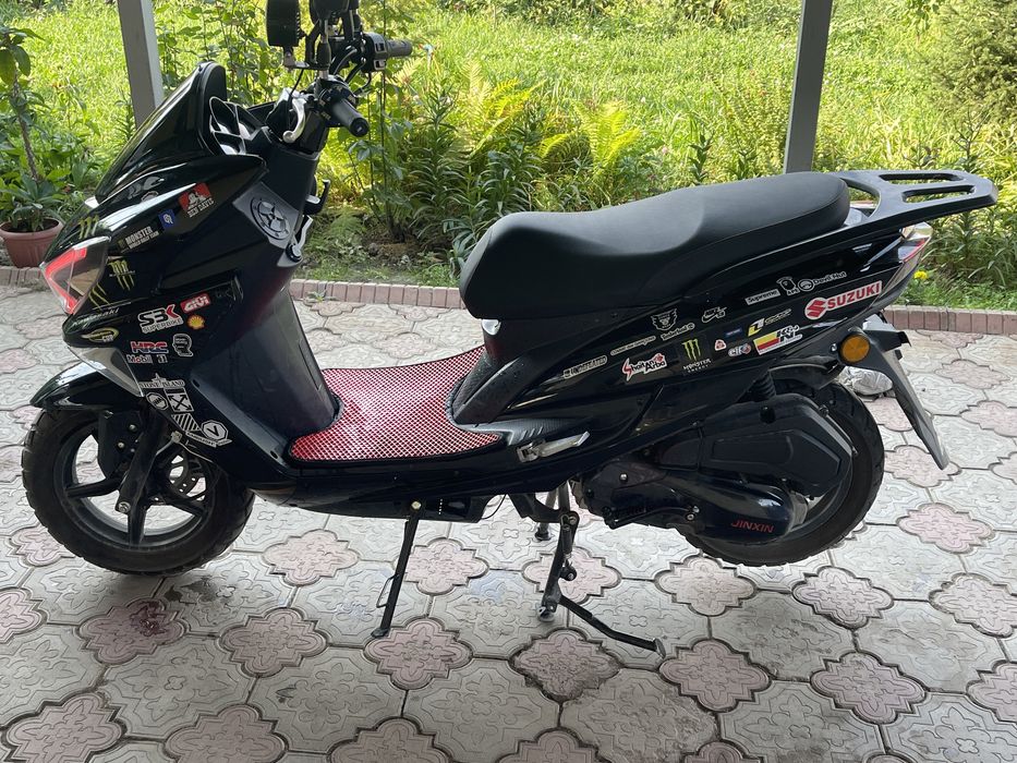 Продам Мопед Макси 1 поколения