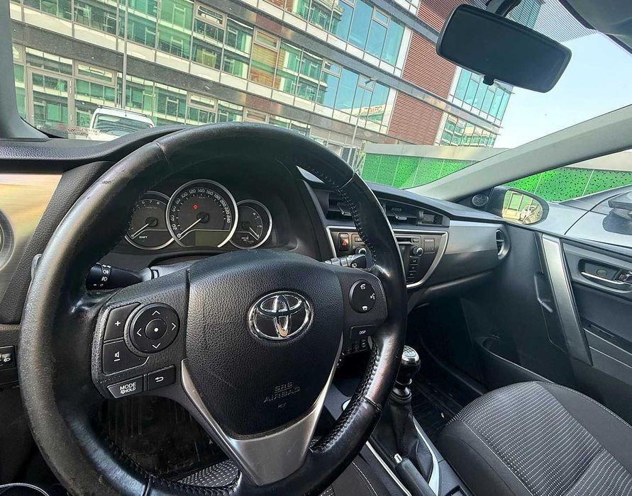 Toyota Auris 2014 1.6 Benzina