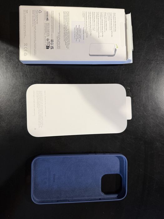Оригинален Apple Silicone Case with MagSafe за iPhone 16 Pro Max – нов