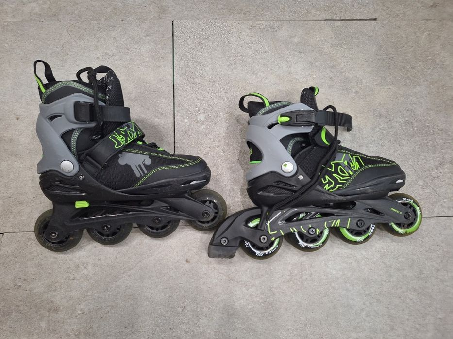 Продавам ролери.