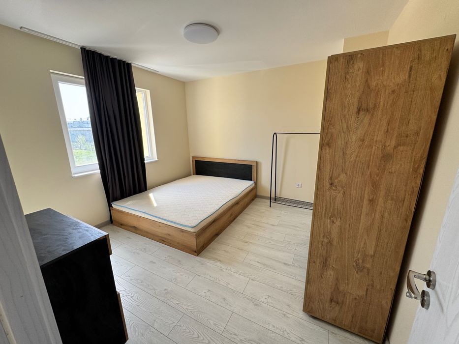 Дава се под наем Тристаен апартамент в Свиленград - 81 кв.м за 112200 € - Снимка #4