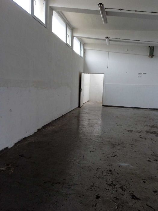 Промишлено помещение под наем