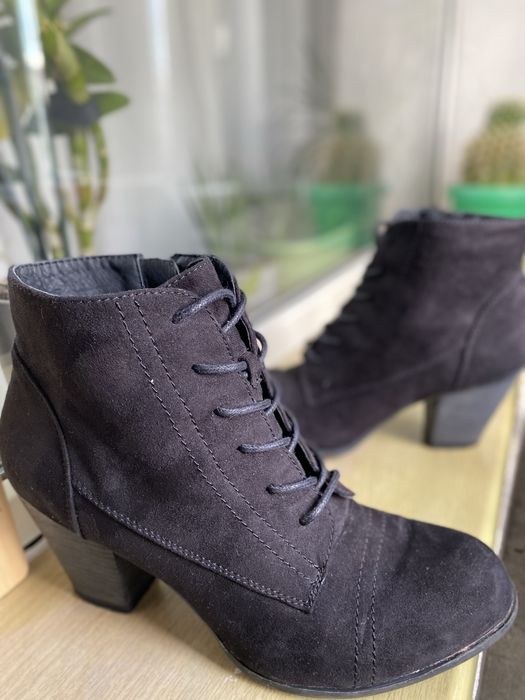 Botine marimea 39