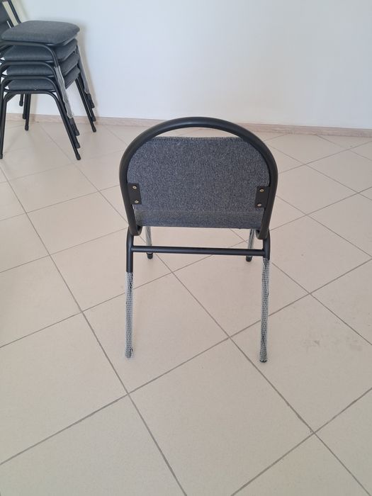 Продам стуля      .