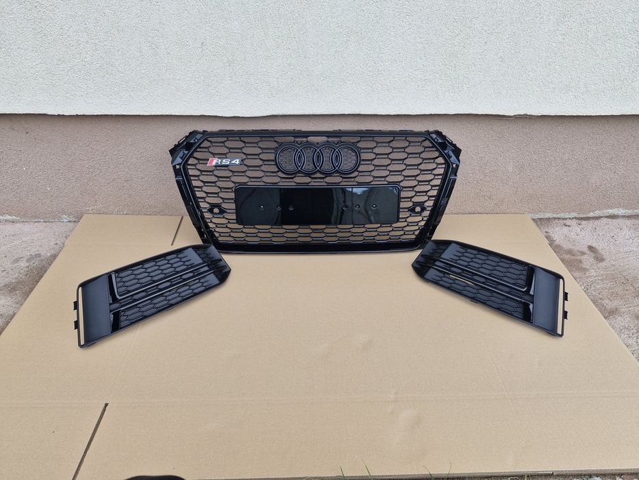 Grila centrala proiectoare Audi A4 B9 S-line 2015-2018