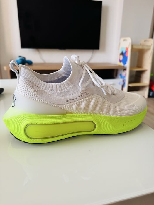 Спортни обувки PHANTOM 4 Under Armour