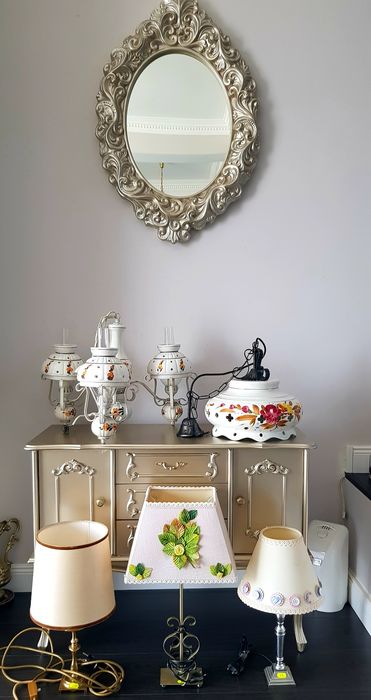 Candelabru/veioze vechi din bronz ceramică și lemn