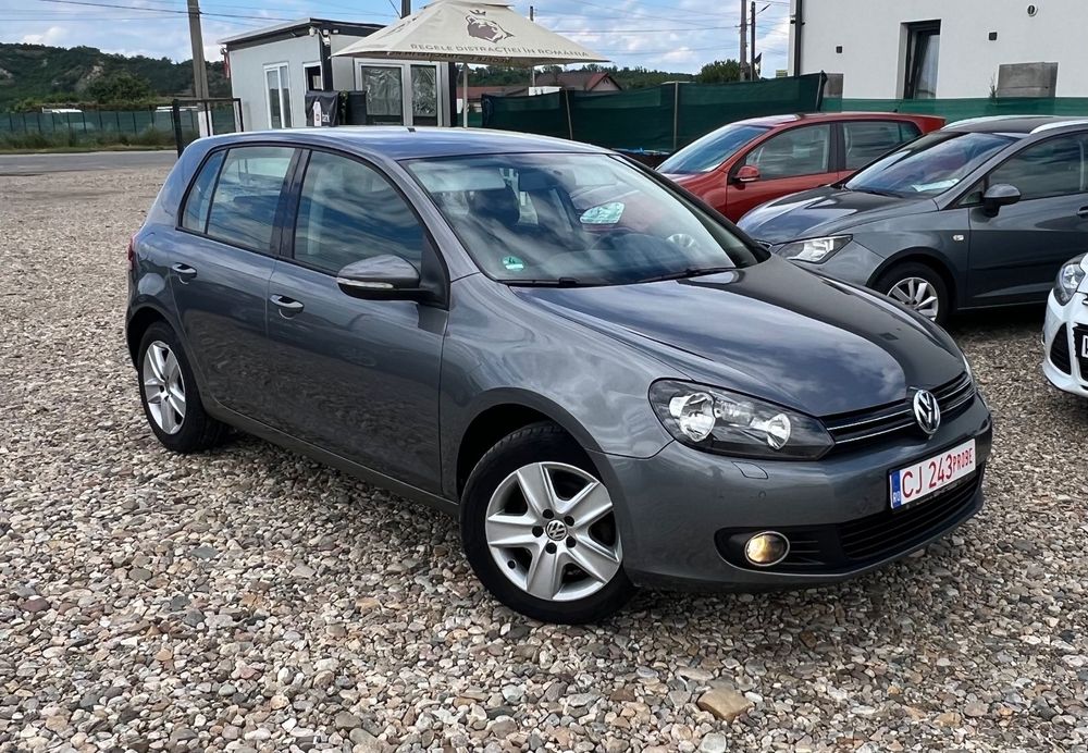 Volkswagen Golf 1,6 MPI Benz., Rate ,Garanție , Navi , pilot