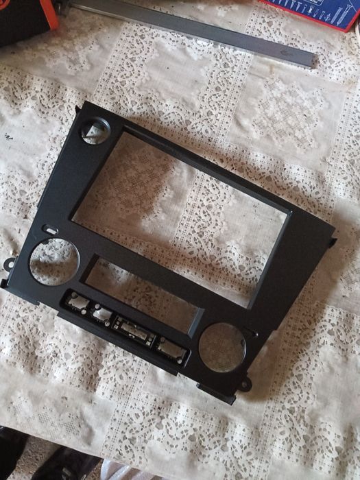 Рамка магнитолы субару