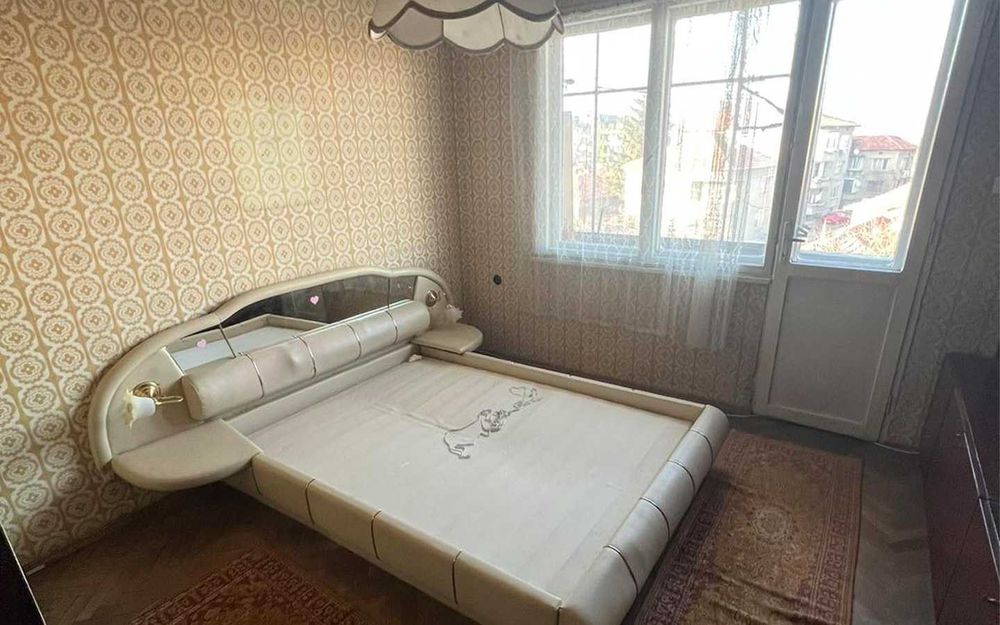 Продава се Четиристаен апартамент в Търговище, Център - 120 кв.м за 893 €/кв.м - Снимка #8