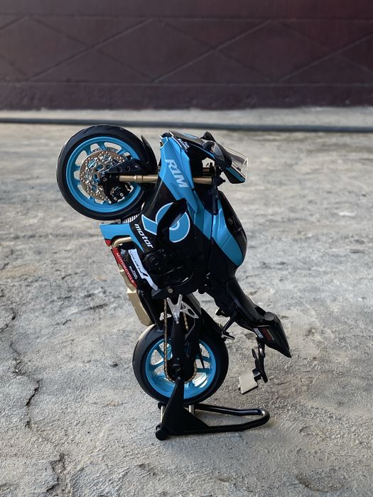 модель мотоцикла, motosikl yamaxa r1