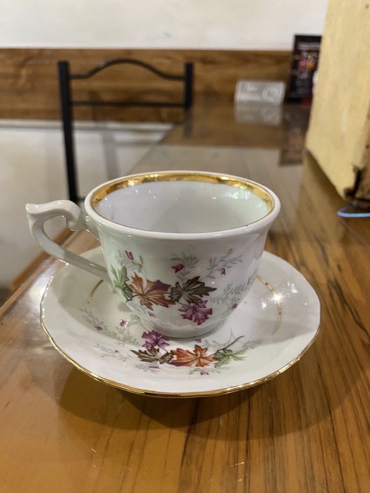 Чисто нов порцелан на Изида