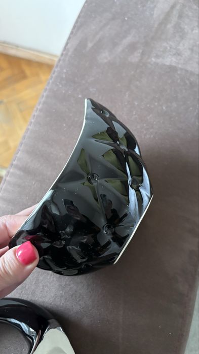 Делфин порцеланова бонбониера