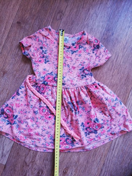 Продам красивое детское платье