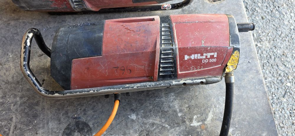 Машина за диамантено пробиване