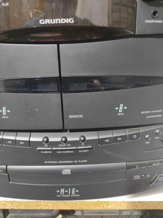 Grundig combina audio