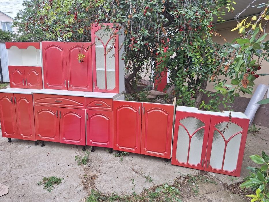 Продаётся кухонный гарнитур