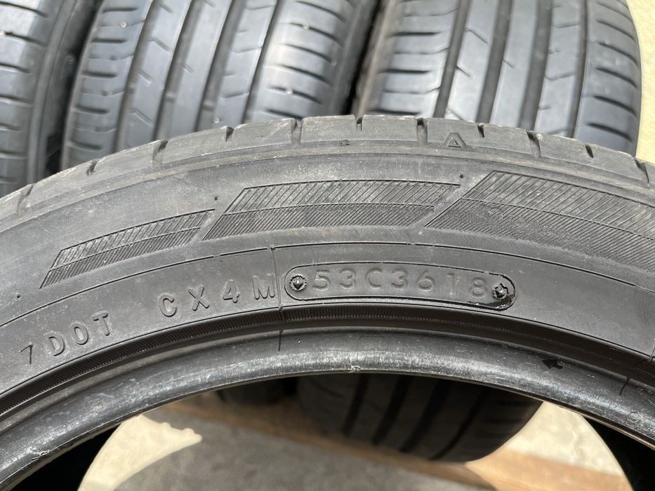 4 бр. летни гуми 215/50/17 Toyo DOT 3618 5 mm