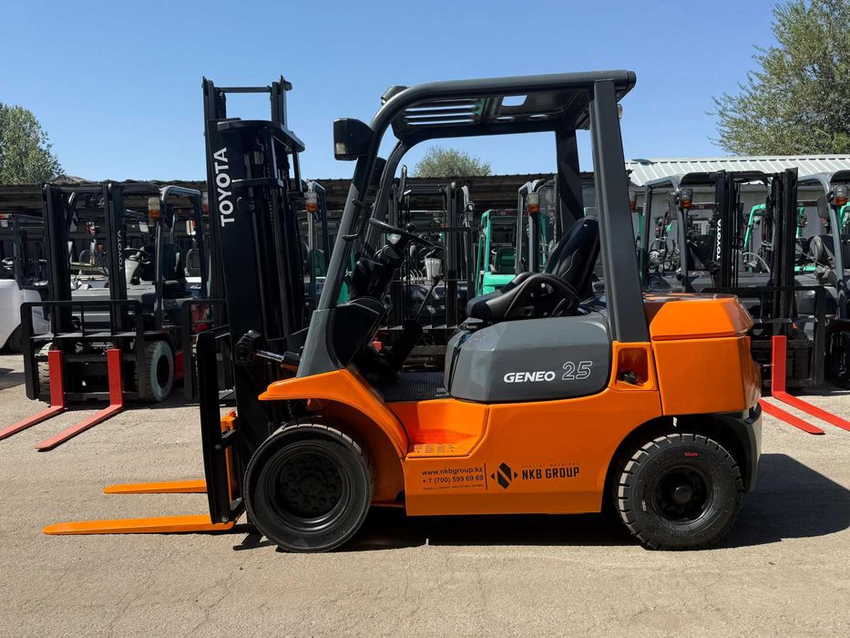 Вилочный погрузчик Тойота ( Кара)