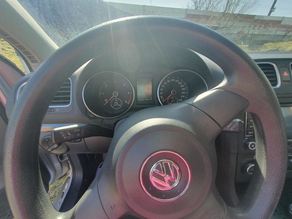 VOLKSWAGEN Golf 2011 — imagine 3