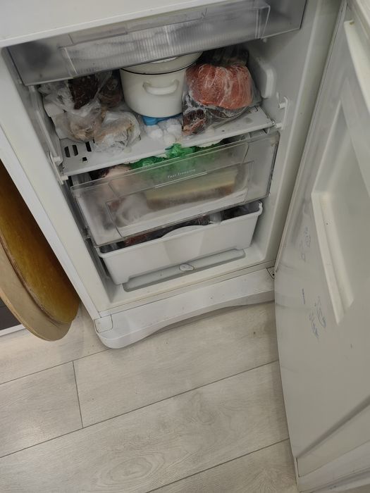 холодильник indesit