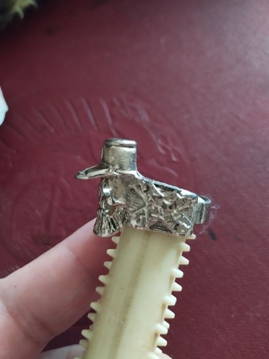 Перстень рокерский новый