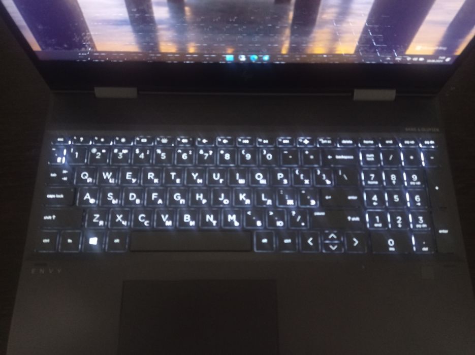 Noutbook  HP ENVY x360  RYZEN 7