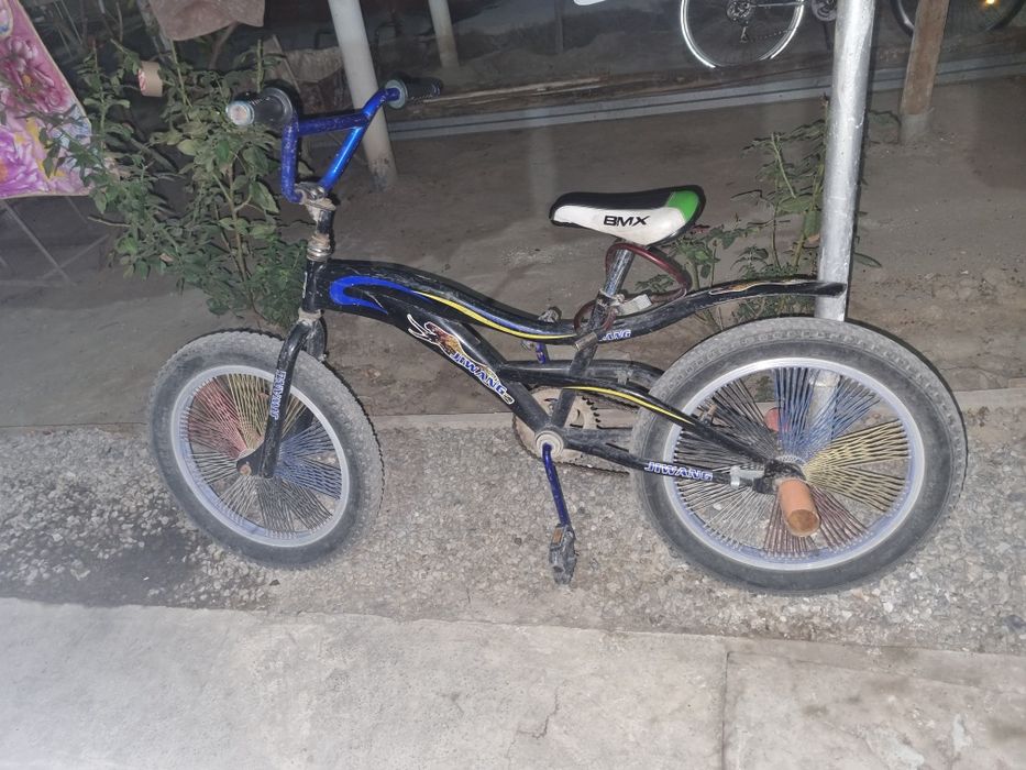 Valik velosiped bike