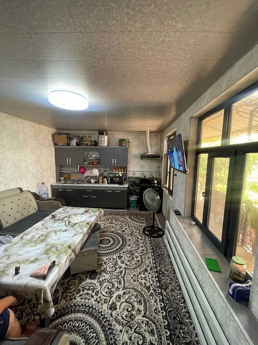 Uy sotiladi yangiboZorda