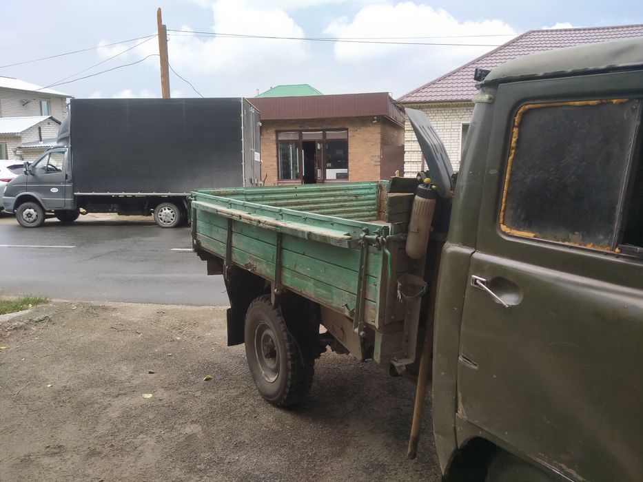 продам уаз бортовой хтс
